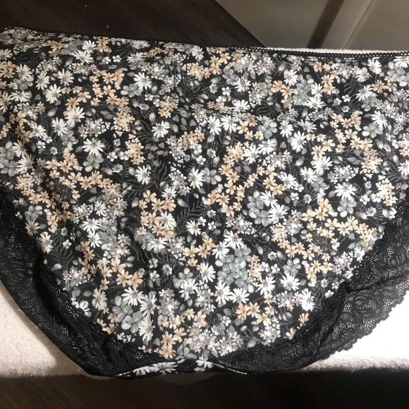 Women’s Cacique Sexy Panties Size 34/36 - Picture 2 of 3